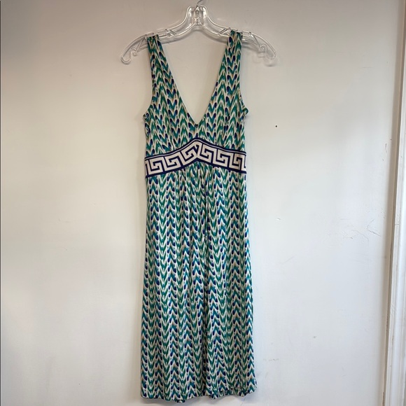 Vintage Diane Von Furstenberg Stylish Green Patterned Tank Dress, size 2 - Picture 3 of 10